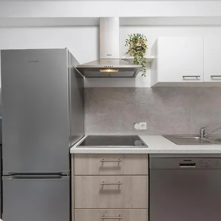 Apartment In Mit Schoener Terrasse *